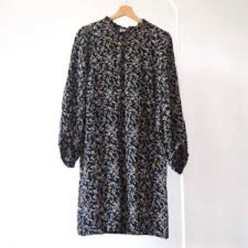 Black and White Floral Long Sleeve Dress